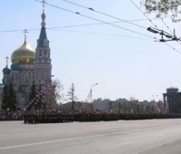 Митрополит Владимир присутствовал на параде Победы в Омске