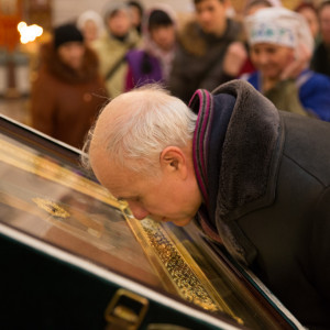 икона с мощами прп. Сергия Радонежского_Успенский собор_Омск_IMG_2434_декабря 02, 2014_16