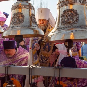20160323 230 Чин освящения колоколов Храма в честь Архангела Михаила Омск митр. Владимир (Иким) IMG_8605