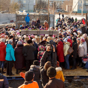 20160323 232 Чин освящения колоколов Храма в честь Архангела Михаила Омск митр. Владимир (Иким) IMG_8611