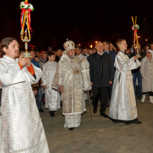 20160430 228 ПАСХА Свято-Успенский каф. собор Омск митр. Владимир (Иким) IMG_2188