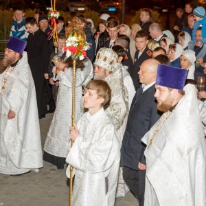 20160430 230 ПАСХА Свято-Успенский каф. собор Омск митр. Владимир (Иким) IMG_2193