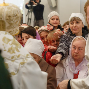 20160430 315 ПАСХА Свято-Успенский каф. собор Омск митр. Владимир (Иким) IMG_2582