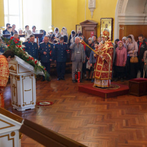 20160502 208 Свято-Никольский казачий собор Вечерня Омск митр. Владимир (Иким) IMG_3929