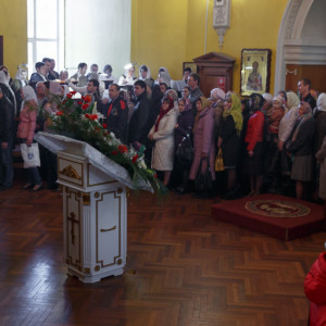 20160502 237 Свято-Никольский казачий собор Вечерня Омск митр. Владимир (Иким) IMG_4076
