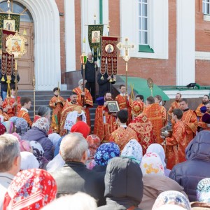 20160503 047 Литургия собор Рождества Христова Омск митр. Владимир (Иким) IMG_4338