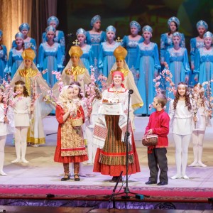 20160504 210 Пасхальный концерт Музыкальный театр Омск митр. Владимир (Иким) IMG_5001