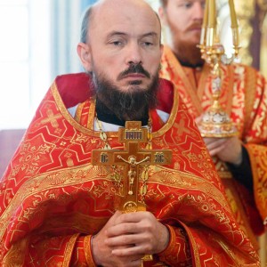 20160505 025 Литургия Храм иконы Б.М. Всех скорбящих Радость Омск митр. Владимир (Иким) IMG_5556