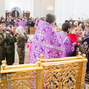 20170305 038 Литургия Чин Торжества Православия Собор Успения Омск митр. Владимир (Иким) IMG_4366