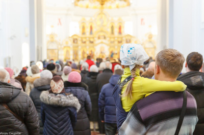 20171217 018 Литургия Собор Успения Омск митр. Владимир (Иким) IMG_2040