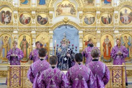 180317 010 Вечерня Собор Успения Омск митр. Владимир (Иким) IMG_6988