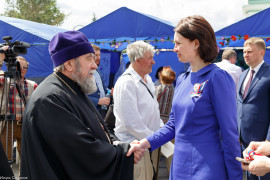 180612 026 День России Площадь Победы Омск митр. Владимир (Иким) IMG_2302
