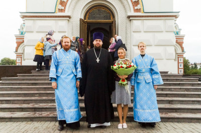 180902 010 Литургия Собор Успения Омск митр. Владимир (Иким) DSC07261