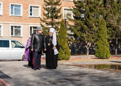 2023.04.10 освящение купольных Крестов в Храме митр. Алексия Московского при Академии МВД г (11)