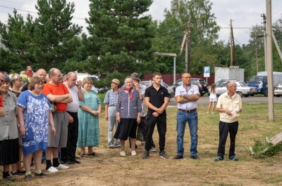 2023.07.29 освящение креста храма св. Луки лука Войно-ясенецкого п. Хвойный (10)