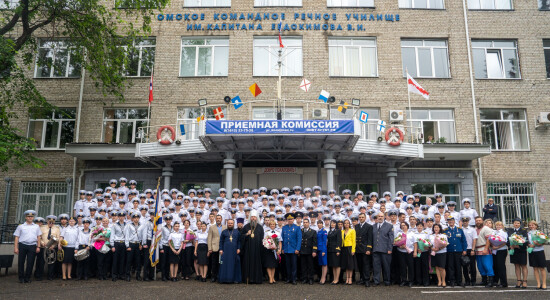 2024.07.03 вручение дипломов в речном институте водного транспорта (27)