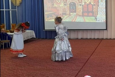 О спящей царевне и 7 б