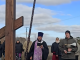 крест
