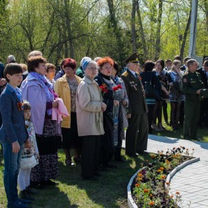 20150506 005 Освещение монумента памяти воинам Ново-Южное кладбище Омск _DSC3531