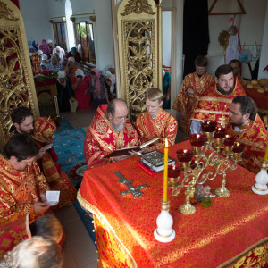 Освящение храма в Орловке митрополитом Омским и Таврическим Владимиром (34 из 55)