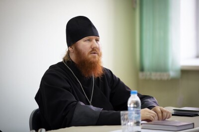2020.08.26 собеседование абитуриентов с ректором Омской Духовной семинарии Митрополитом Владимиром(21)