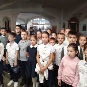 Экскурсия детей по Успенскому собору (3)