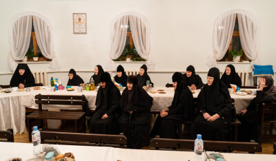 2022.11.16 Представители Межведомственной комиссии по вопросам образования монашествующих посетили Ачаир монатсырь (2)