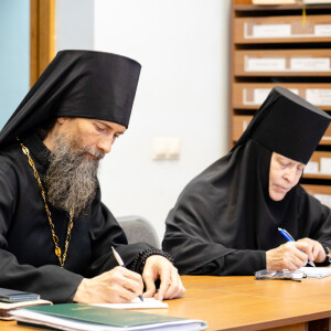 2022.11.16 Представители Межведомственной комиссии по вопросам образования монашествующих посетили Омскую Духовную семинарию(9)