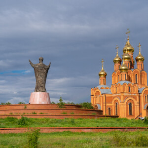 2024.08.24 визит губернатора Омской области В.П. Хоценко в Ачаирский монастырь (4)