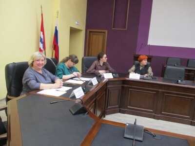 круглыйстол_2