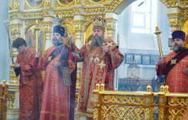 Всенощное бдение в кафедральном соборе в канун Недели 4-й по Пасхе