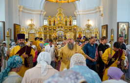 Всенощное бдение в канун Недели Всех святых в Кафедральном соборе