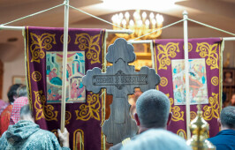 Омичи почтили память святых Царственных Страстотерпцев