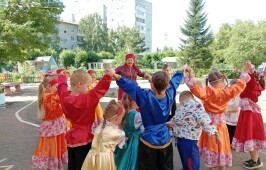 В День семьи, любви и верности в детских садах прошли праздничные мероприятия