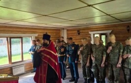 Литургия в храме покровителей железнодорожных войск, благоверных князей Бориса и Глеба