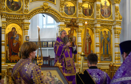Воскресное Богослужение в Успенском кафедральном соборе